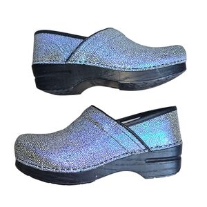 Dansko Iridescent Women's Clogs Size 39